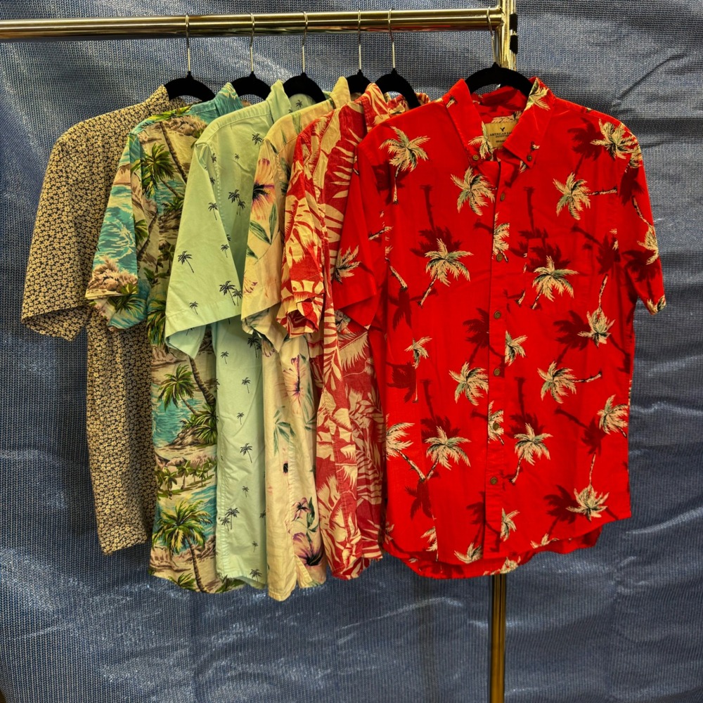 American Eagle Button Down Short Sleeve Shirt Medium Lot of 6 Mens